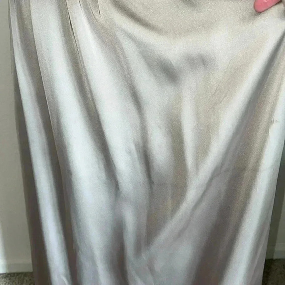 Vera Wang WHITE by Vera Wang Halter Bridesmaids, Cocktail, Long Dress Size 4 - Picture 4 of 16